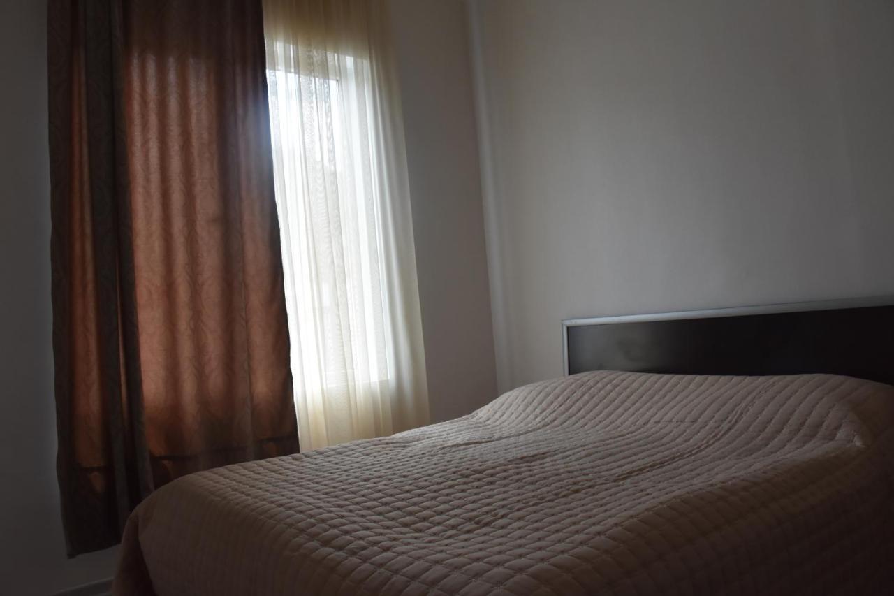 Guesthouse Natalia Borjomi Ngoại thất bức ảnh